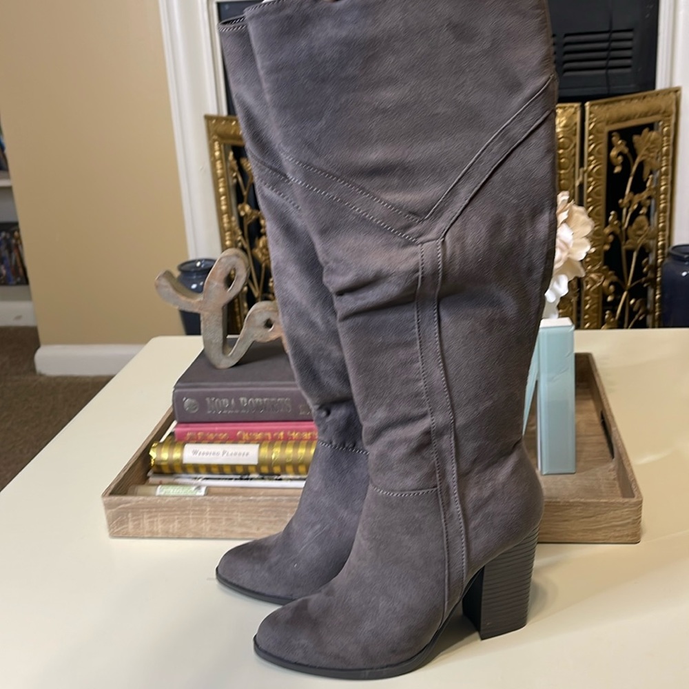 Grey Heeled Knee High Boots Size 5 1/2